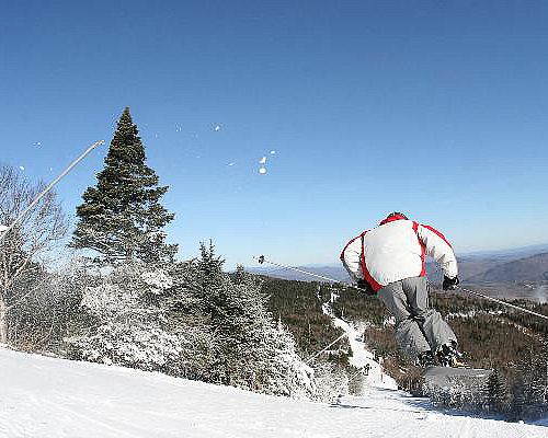 Vermont's first ski area opens for the ski season