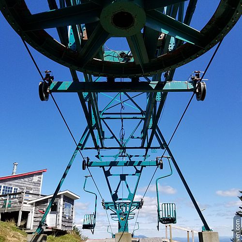 Photo of top of a chairlift