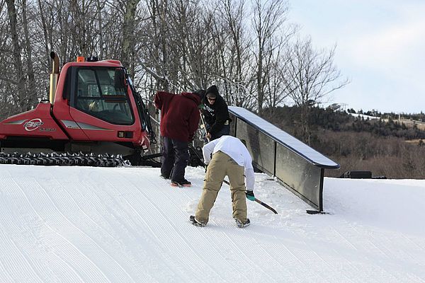 Mount Snow opens in Vermont