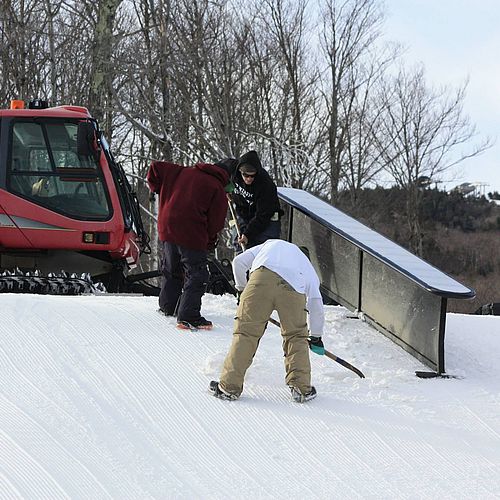 Mount Snow opens in Vermont