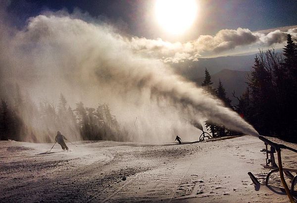 Snowmaking at Vermont's Stowe Mountain Resort