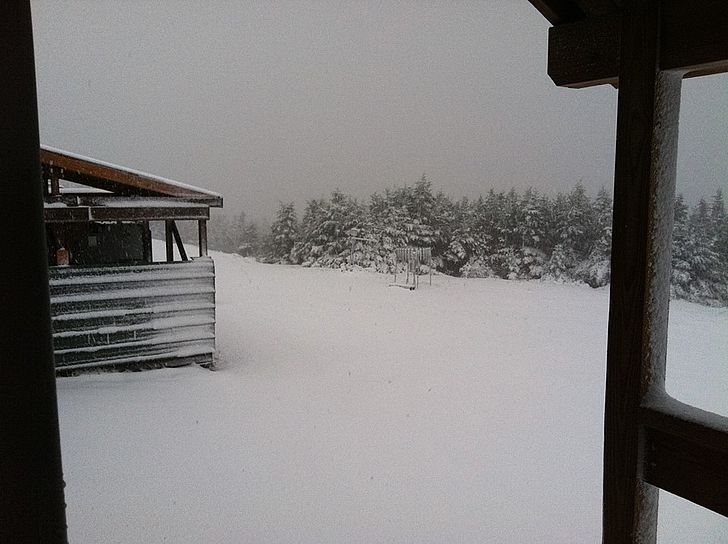 May snow atop Mt. Mansfield May snow atop Mt. Mansfield
